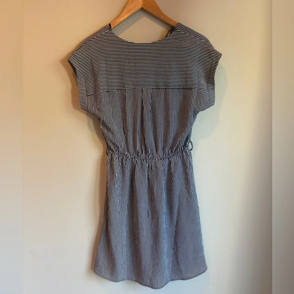 Women’s Monteau Striped Black and White‎ Wrap Dress Size Medium